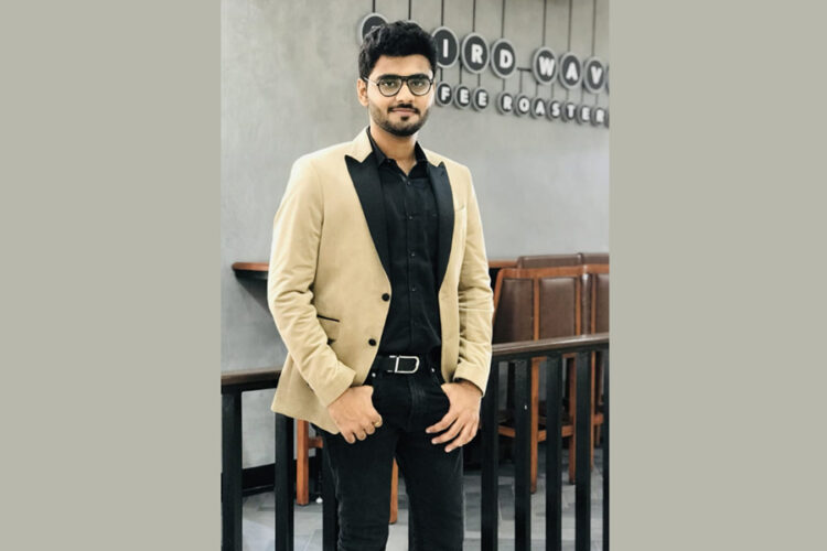 Dr. Aditya R. Nighhot: Indian Entrepreneur, Doctor, Screenwriter and a best selling Author