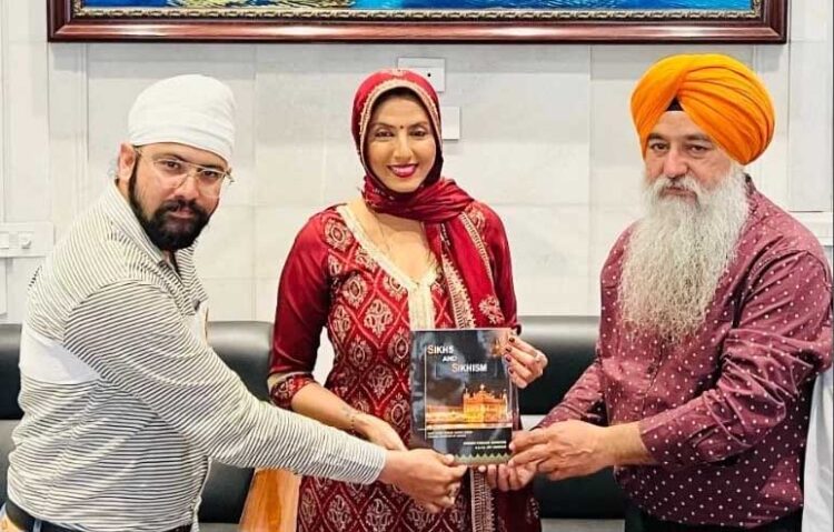 No Prasad can give you that happiness which the Langer of the Golden Temple gives says actress Jyoti Saxena on her recent visit to the Golden Temple