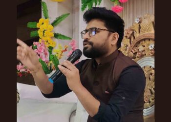 Divya Gyan Sabha at Kashi proposes widespread campaign for Yoga & Spirituality