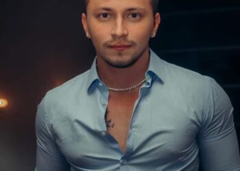 Meet the “Dark Prince of the Internet”: Hunter Johnson a Computer Prodigy and a Mastermind in the Online Space