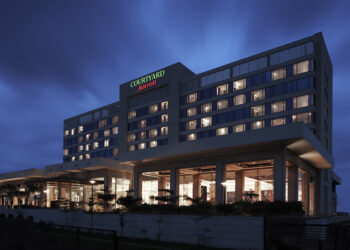 Make your dream wedding a reality with Courtyard by Marriott Pune Chakan's wedding planning team