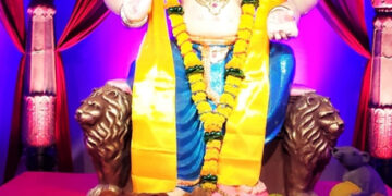 Tableau of 'Sarvajanik Ganpati Mandal' on the theme of Veer Savarkar's heroism and Amrit Mahotsav of Independence