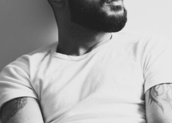 Pedram Shakouri Tell stories through pictures