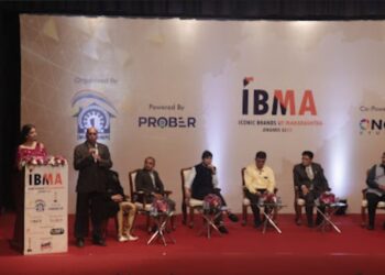 ICONIC BRANDS OF MAHARASHTRA AWARDS 2022 Held at Mumbai on 17th Dec Maharashtra CM Shri. Eknath Shinde Graces the event by wishing all the Awardees