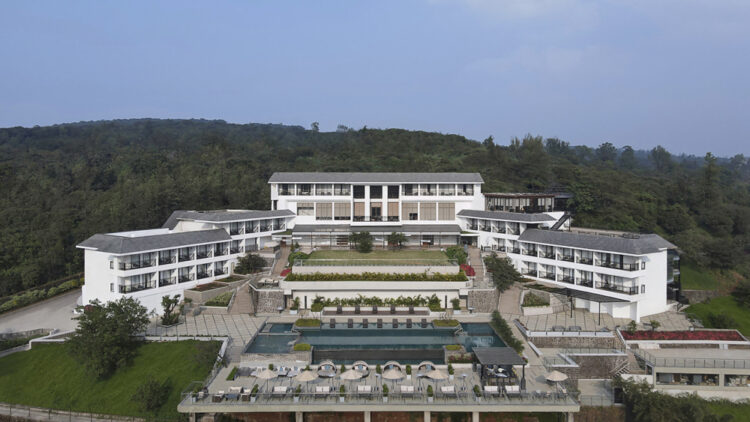 Experience Tranquility and Romance at Courtyard by Marriott Mahabaleshwar