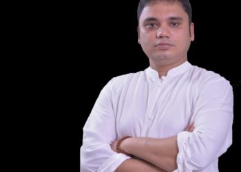 The Spiritual Odyssey of Hitesh Chakraworty: From Corporate Corridors to Cosmic Revelations