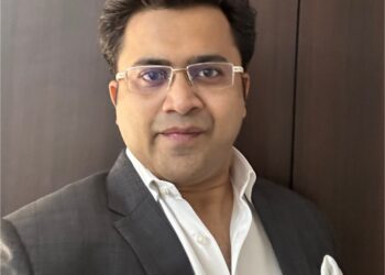 Updapt ESG Tech: Revolutionizing Data Management, Reporting & Analytics for Enterprises and Funds towards their net-zero goals
