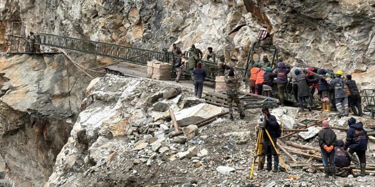 Indian Army Leads Swift Evacuation of Tourists Under Operation HimSetu in Sikkim